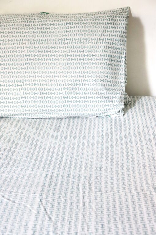 Handcrafted Block Print Sheet Set Artisan-Crafted Indian Prints in King Size Blue Geometric, Perfect for Weddings and Home Decor - Image 6