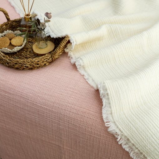Organic Muslin Gauze Comforter 5-Layer Queen Size Blanket for Ultimate Comfort and Breathability - Image 2