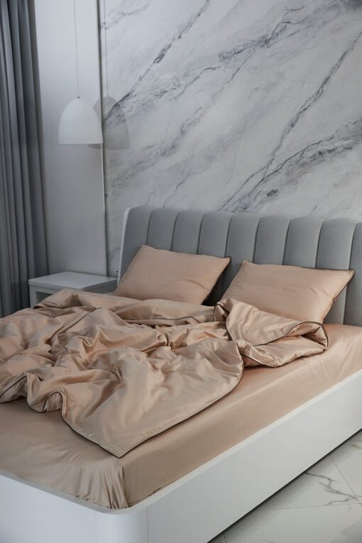 Indulge in Tranquil Slumber Beige Sateen Duvet Cover, 100% Cotton Luxury for a Restful Night - Image 2