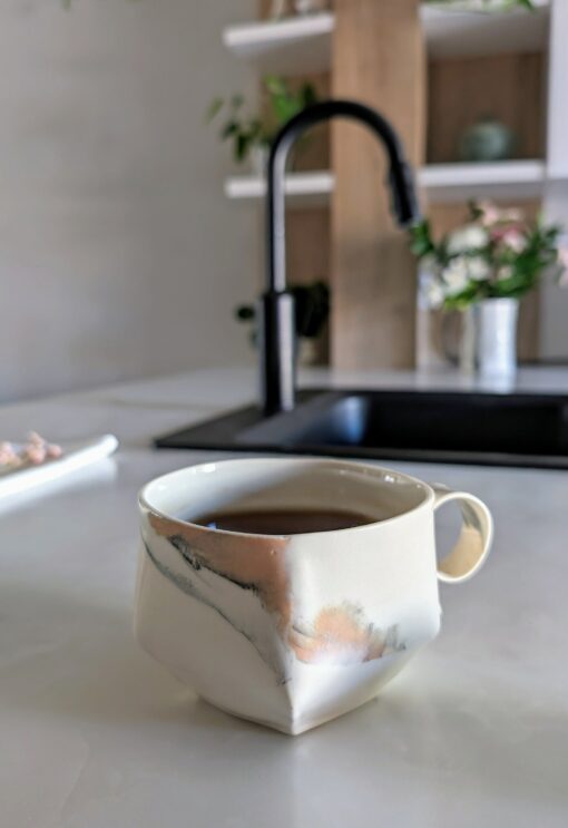 R?verie Handcrafted Ceramic Mug for Moments of Reflection and Tranquility - Image 4