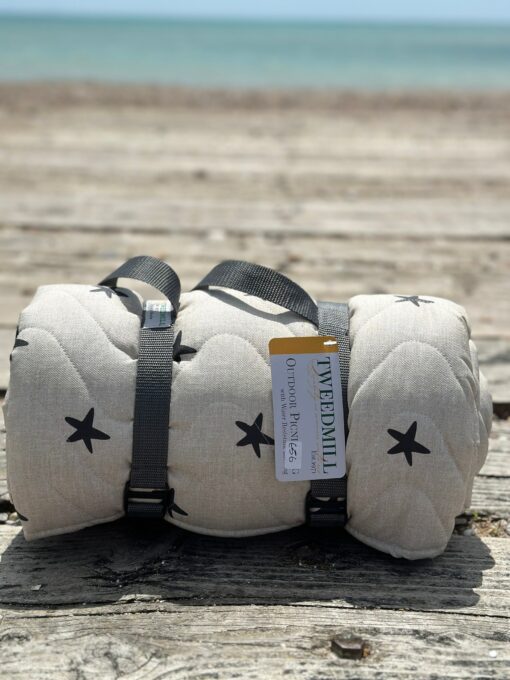 Tweedmill Newbury Quilted Picnic Blanket Waterproof, Cotton, UK-Made, Neutral Stars - Image 3