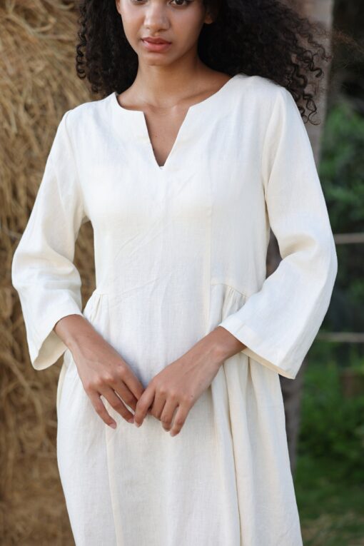 ZOE The Epitome of Effortless Elegance - Your Perfect Linen Dress for Every Occasion - Image 4