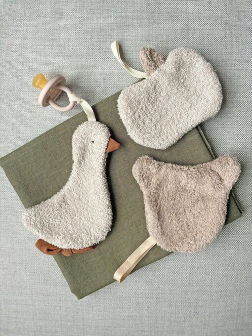 Adorable Pacifier Clip and Blanket Holder for Baby's Comfort and Style - Image 5