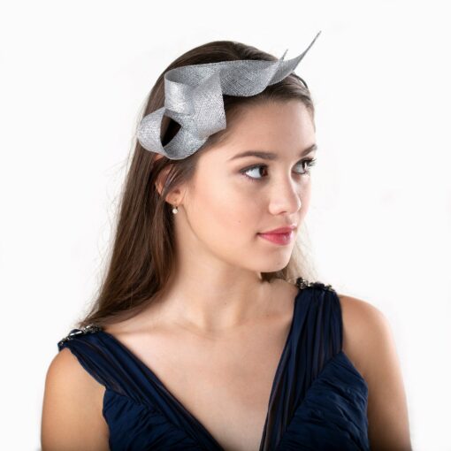 Exquisite Bridal Fascinator Adorn Your Special Day with Sculptural Elegance - Image 5