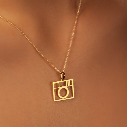 18K Gold Plated Camera Necklace Capture Memories with Style - Image 3