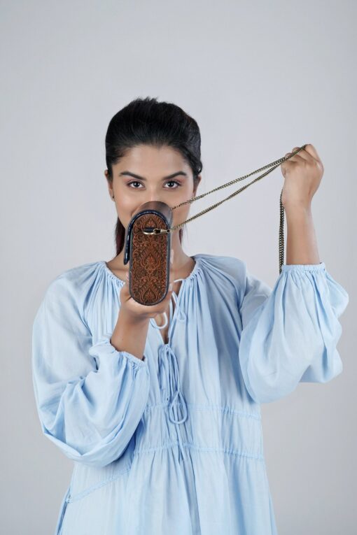 Exquisite Handcrafted Black Leather Sling Bag A Timeless Gift for Her - Image 2