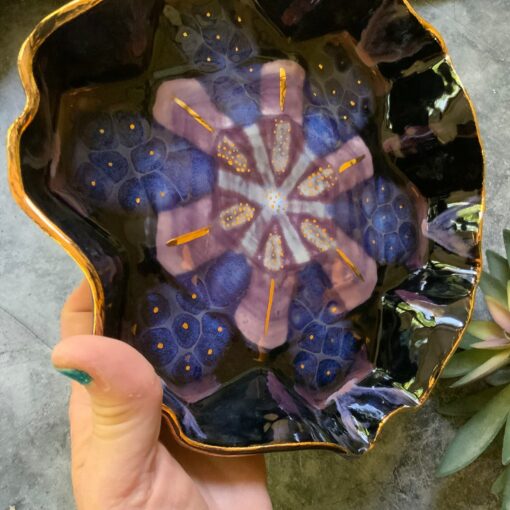 Geometric Elegance Purple and Black Ceramic Dish with Gold Luster - Image 3