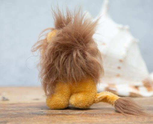 Vintage Steiff Lion Cub A Timeless Treasure with Classic Charm - Image 5