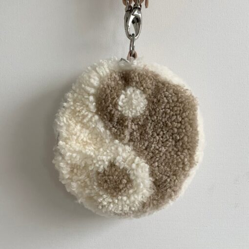 Handmade Ying Yang Sheepskin Bag A Unique and Sustainable Accessory - Image 3