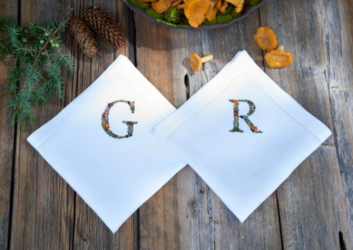 Embroidered Linen Napkins Personalized with Boletus and Chanterelles Motifs - Image 4