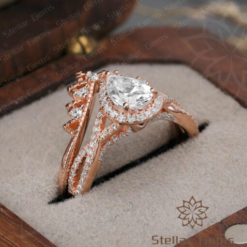 Pear Moissanite Bridal Ring Crown-Shaped Cluster of 14K Solid Gold, Promise or Wedding Band, Art Deco Stacking Ring, Gift for Girlfriend - Image 2