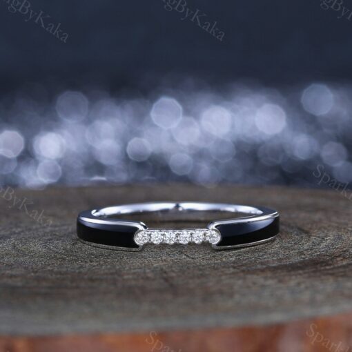 Exquisite Black Onyx Wedding Rings Timeless Elegance for Your Special Day - Image 2