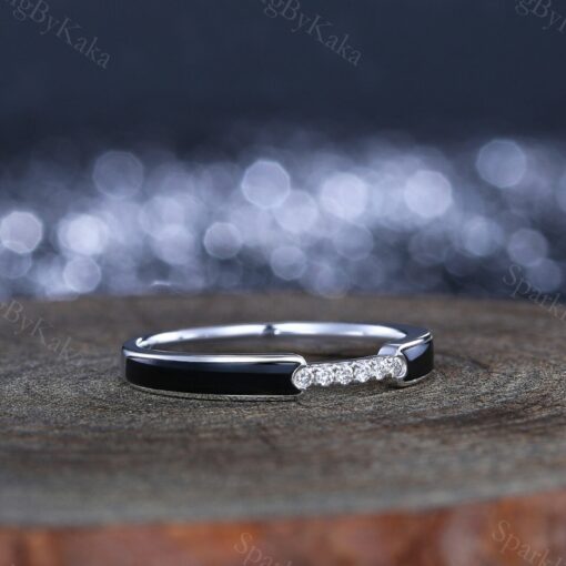 Exquisite Black Onyx Wedding Rings Timeless Elegance for Your Special Day - Image 3