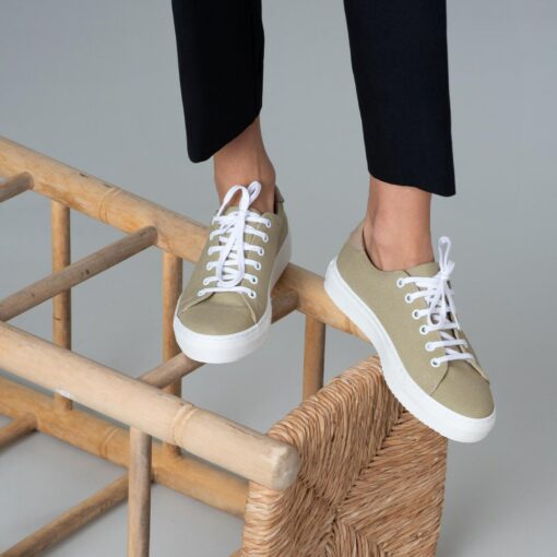 Umana The Sustainable Sneaker for Conscious Style - Image 3