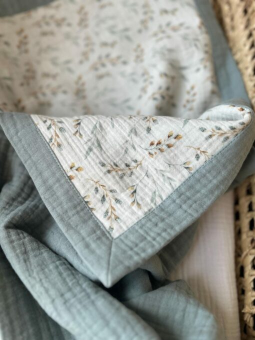 Personalized Muslin Swaddle Blanket A Cherished Keepsake for Mom and Baby - Image 2
