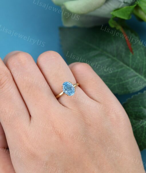 Vintage Oval Cut Lab Blue Diamond Solitaire Engagement Ring in Yellow Gold - Image 4