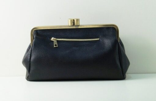 Dakota Vintage Black Leather Kiss Lock Clutch Handbag - Image 4