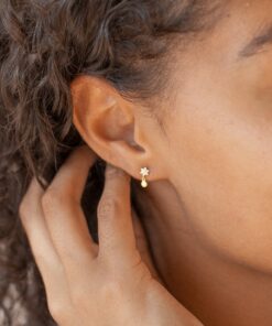 Dainty Floral Embrace Minimalist Stud Earrings for Timeless Elegance