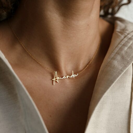 Personalized Name Necklace A Timeless Treasure for Loved Ones