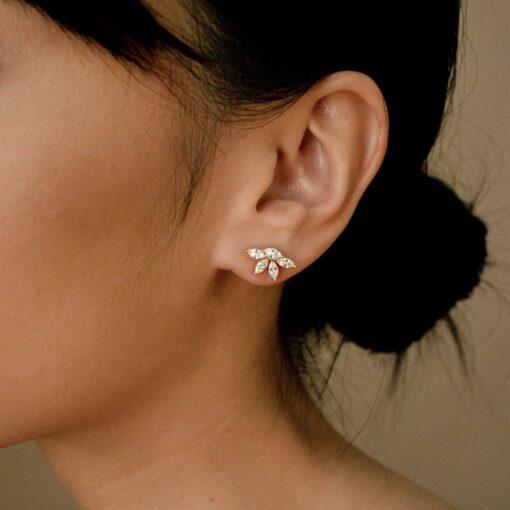 Sparkling Elegance Marquise Diamond Earrings in Shimmering Gold