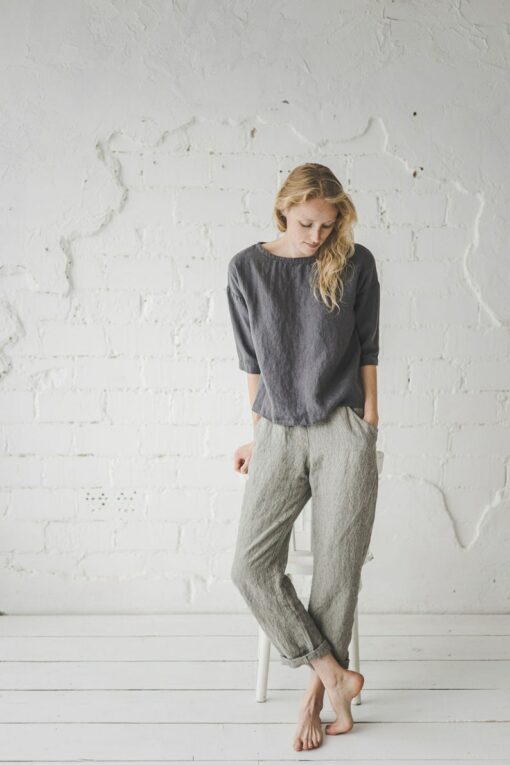 Breezy Linen Kimono Blouse Elevate Your Wardrobe with Casual Elegance