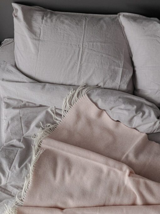 Organic Cotton Pillowcase Indulge in Comfort and Style for a Serene Night's Rest