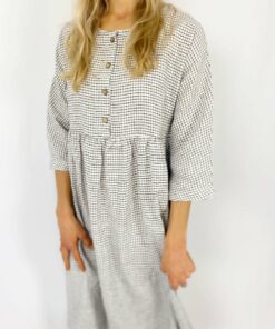 Elegant Linen Dress with Hidden Pockets A Timeless Mother's Day Gift