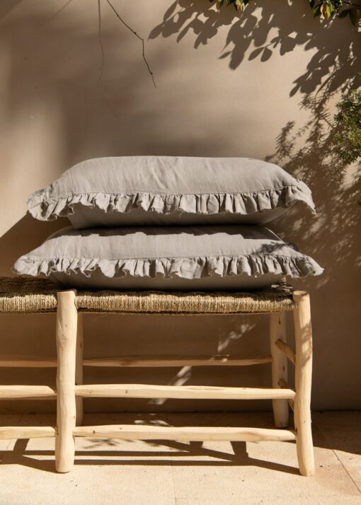 Indulge in Comfort and Style Luxurious Linen Pillowcase for a Serene Night's Sleep