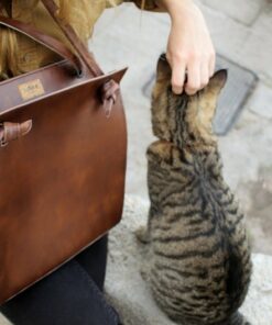 Chic Vegan Leather Shoulder Bag The Perfect Tote for Everyday Style