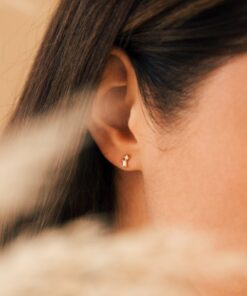 Captivating Baguette Diamond Drop Earrings Minimalist Elegance in Gold