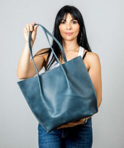Spacious Blue Leather Tote The Perfect Companion for Everyday Essentials