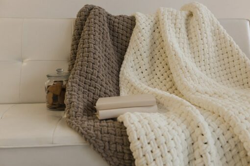 Cozy Haven Hand-Knitted Chunky Throw Blanket for Warmth and Style
