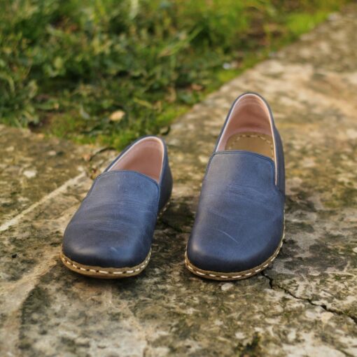 Grounding Shoes for Men Experience the Power of Nature with Every Step