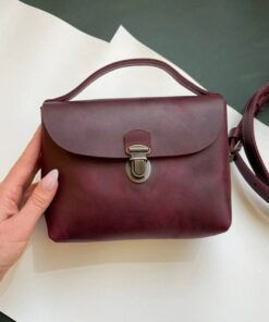 Exquisite Mini Leather Crossbody Bag A Timeless Accessory for the Modern Woman