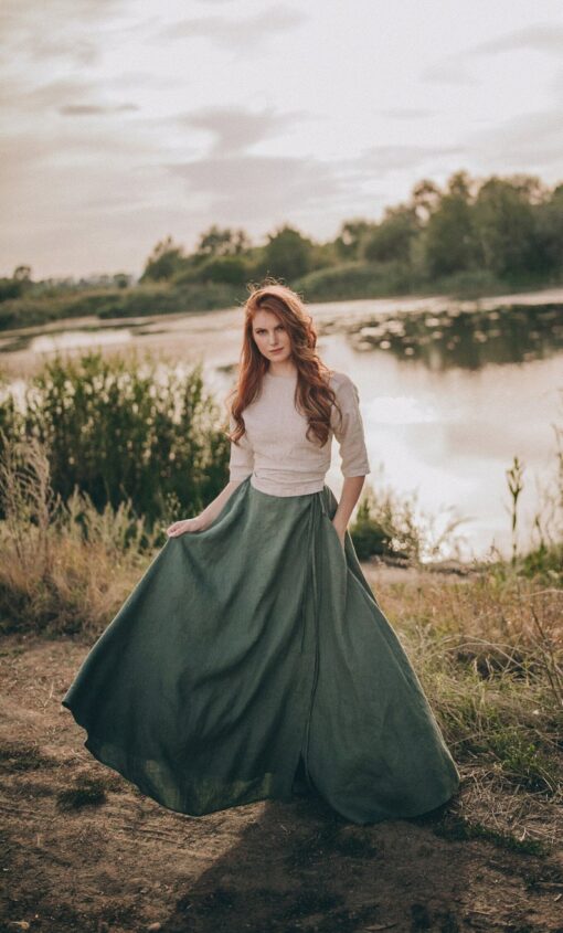 Flowy Linen Maxi Skirt Boho Chic in Plus Sizes