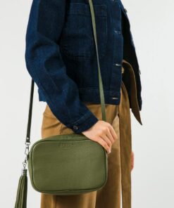 Exquisite Leather Crossbody Bag A Timeless Valentine's Day Gift for Her