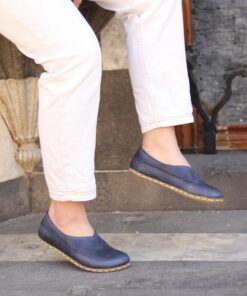 Earth Shoes Handmade Navy Blue Wonders for Women