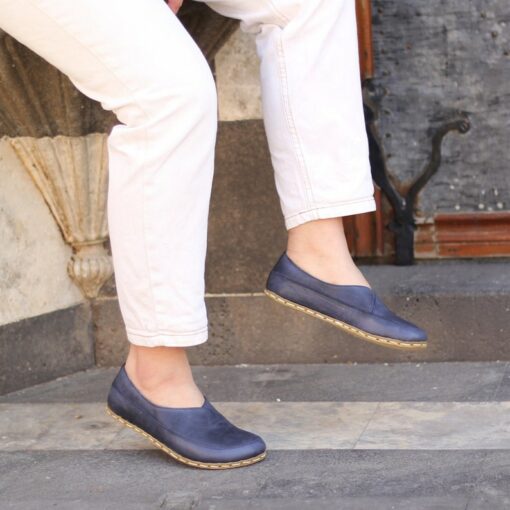 Earth Shoes Handmade Navy Blue Wonders for Women