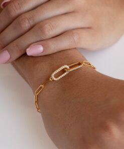 Caitlyn Minimalist Pave Diamond Linked Bracelet Elevate Your Style with Shimmering Elegance