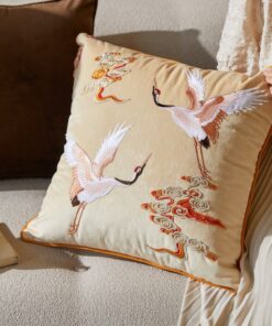 Luxurious Velvet Animal Appliqu? Throw Pillow Cover Embellish Your Abode with Retro Elegance