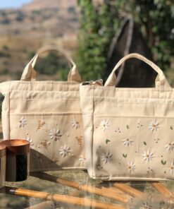 Embroidered Daisy Delight Handcrafted Canvas Tote for Summer Vibes
