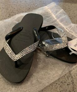 Crystal-Embellished Havaianas Elevate Your Summer Style