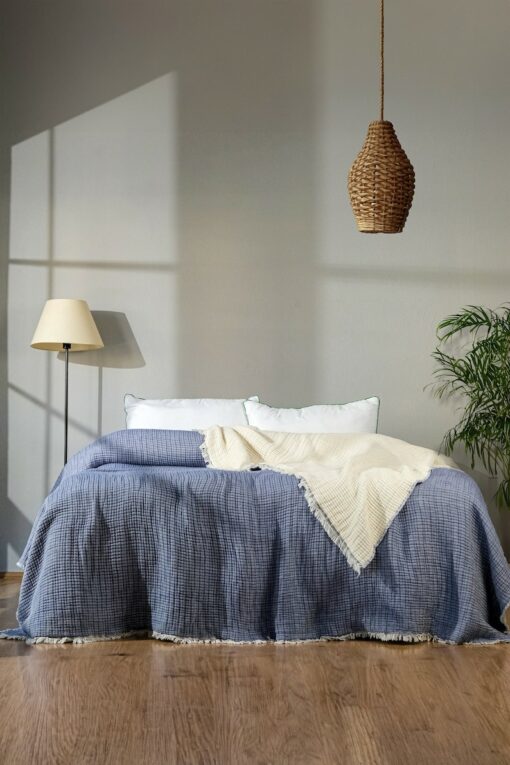 Organic Muslin Gauze Comforter 5-Layer King Size Blanket for Ultimate Comfort and Breathability