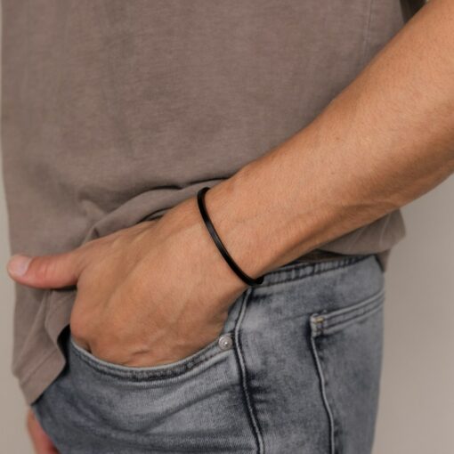 Caitlyn Minimalist Men's Black Bangle Bracelet The Epitome of Masculine Elegance