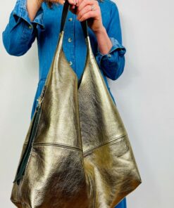 Spacious and Stylish The Ultimate Leather Hobo Shoulder Bag with Secure Zip Pocket