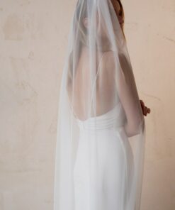 Enchanting Bridal Veil Elevate Your Wedding Day with Grace and Elegance