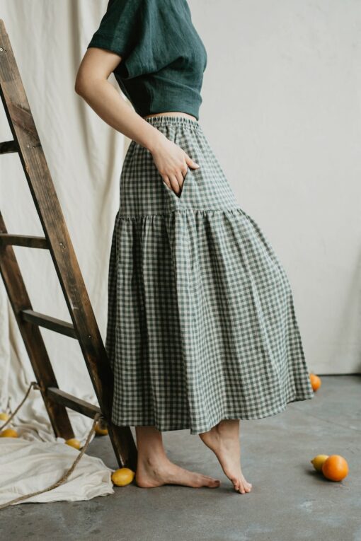 VAKARE Elegant Long Linen Skirt in Green Gingham for Women