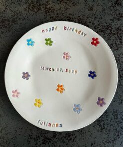 Starry Daisy Plate A Personalized Ceramic Keepsake for Birthdays and Newborns