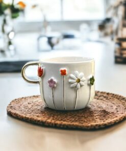 Exquisite Handmade Ceramic Mug with Custom Wood Slice Gift Box A Timeless Treasure for Coffee and Tea Lovers