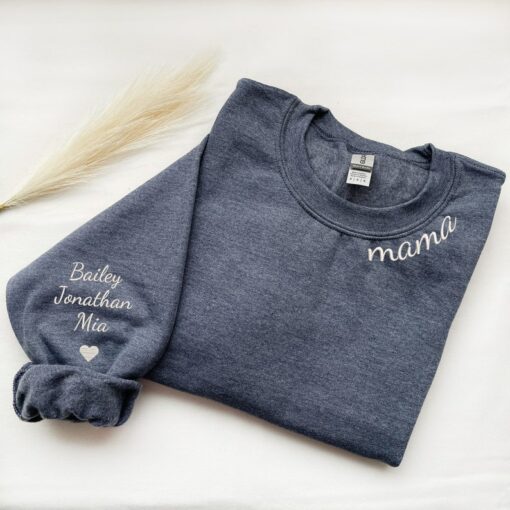 Personalized Mama Collar Sweatshirt Embroidered Crewneck for Weddings, Gifts, and Matching Outfits